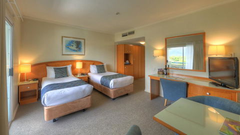 Cairns Sheridan Hotel - Hervey Bay Accommodation 2