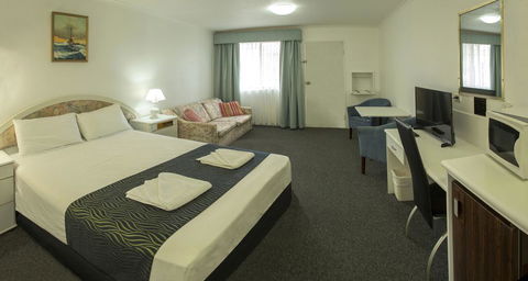 Calico Court Motel - Hervey Bay Accommodation 3