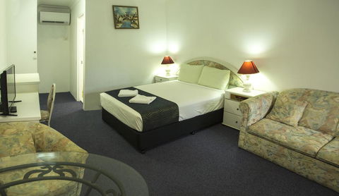 Calico Court Motel - Hervey Bay Accommodation 2