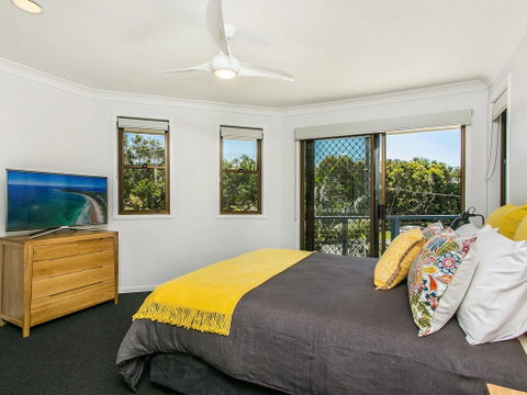 Calinda Sol 12 - Hervey Bay Accommodation 2
