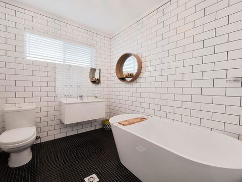 Callala Dreaming - Mid Century Beach House - Hervey Bay Accommodation 1