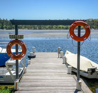 Calm Waters Waterfront Cottages - Hervey Bay Accommodation