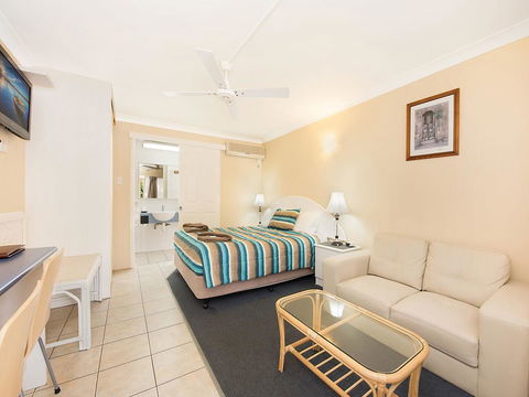 Caloundra City Centre Motel - Tourism Hervey Bay 0