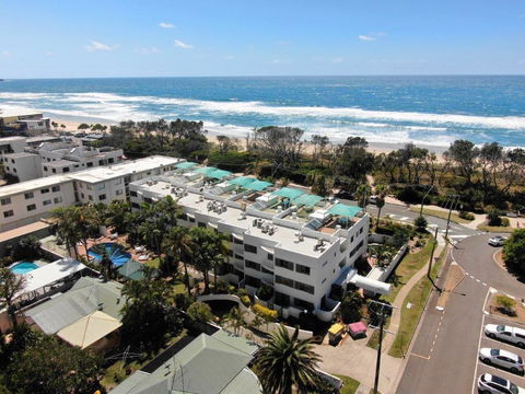 Camargue Beachfront Apartments - Tourism Hervey Bay 1