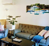 Camelias Boutique Cottage in Dianella - Hervey Bay Accommodation
