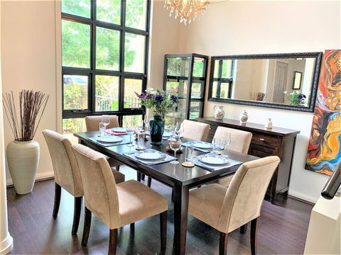 Campbelltown Most Sought After Park Central Home - Hervey Bay Accommodation 2
