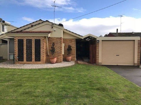 Canalside Family Getaway - Hervey Bay Accommodation 2