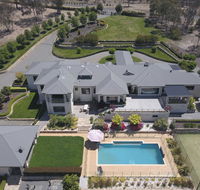 Canberra Luxury Estate - Tourism Hervey Bay