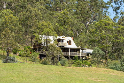 Cants Cottage - Tourism Hervey Bay 0
