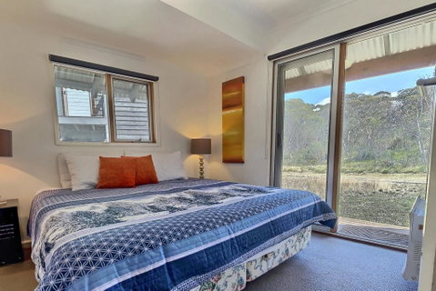 Cape Cod - Hervey Bay Accommodation 1
