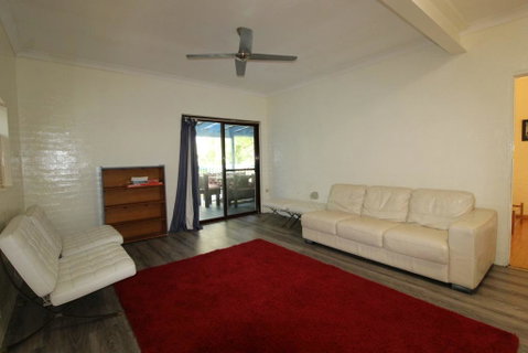 Cape Cod Beach House, 25 Skyline Crescent - Hervey Bay Accommodation 3