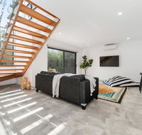 Capel Sound Beachside Luxury - Hervey Bay Accommodation
