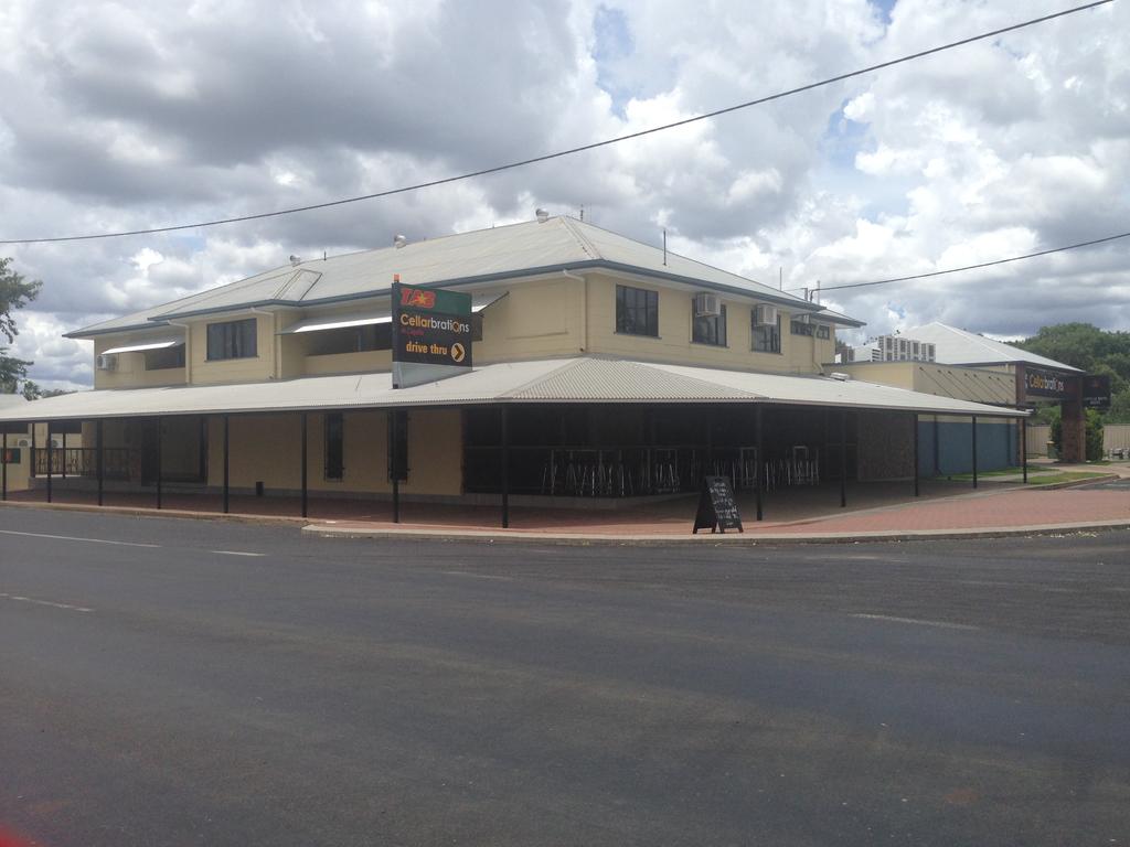 Crinum QLD Hervey Bay Accommodation