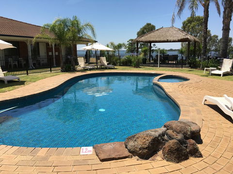 Capricorn Motor Inn - Hervey Bay Accommodation 0