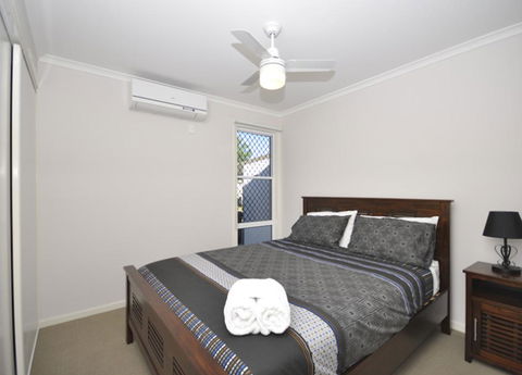 Capricorn Villas - Tourism Hervey Bay 0