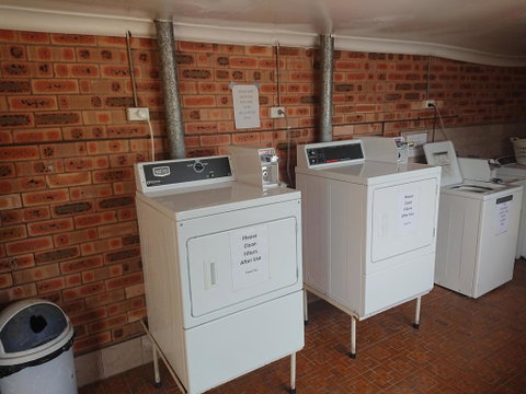 Caracourt Caravan Park - Hervey Bay Accommodation 1