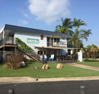 Cardwell Beachfront Motel - Hervey Bay Accommodation