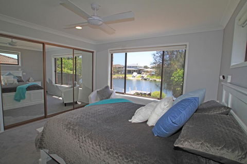 Carefree On Cormorant - Hervey Bay Accommodation 1