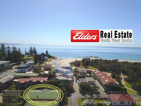Carrington Terrace No 2 At South West Rocks - Hervey Bay Accommodation 0