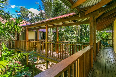Casa Dan - Hervey Bay Accommodation 0
