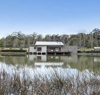 Casa sul lago - quite simply a very special place - Hervey Bay Accommodation