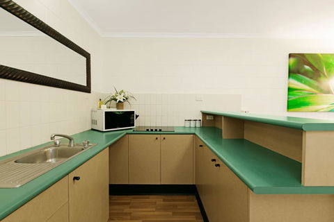 Cascade Gardens - Hervey Bay Accommodation 3