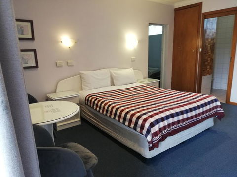 Casey On Princes Motel - Tourism Hervey Bay 3