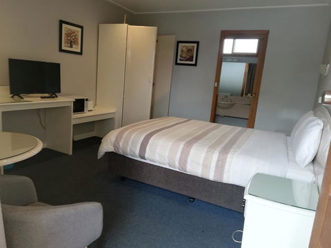 Casey On Princes Motel - Tourism Hervey Bay 1