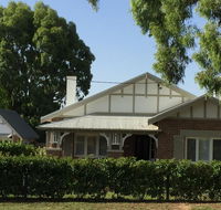 Casey Street Cottage Suite - Hervey Bay Accommodation