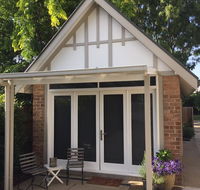 Casey Street Studio - Hervey Bay Accommodation