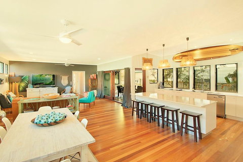 Casuarina Cabana - Tourism Hervey Bay 0