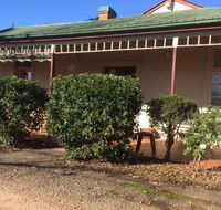 Catania Cottage  Farmhouse - Tourism Hervey Bay