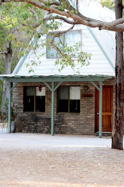 Caves Road Chalets - Hervey Bay Accommodation 3