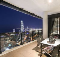 Cavill Avenue Luxury Private Apartments - Tourism Hervey Bay