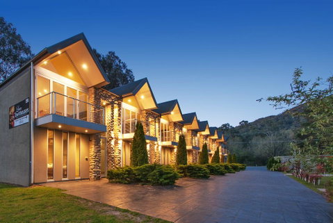 Centenary Peaks - Hervey Bay Accommodation 2