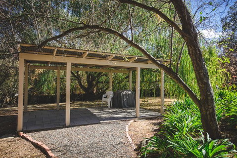 Central Highlands Motor Inn - Tourism Hervey Bay 2