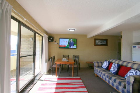 Central Park 10/1 Snowy River Avenue - Tourism Hervey Bay 1