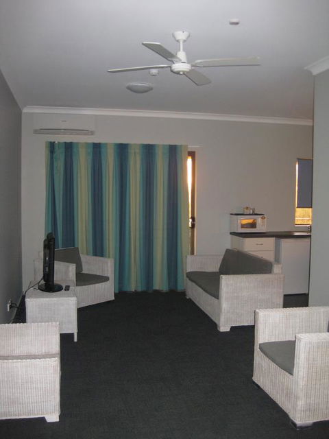 Centrebreak Beach Stay - Tourism Hervey Bay 3