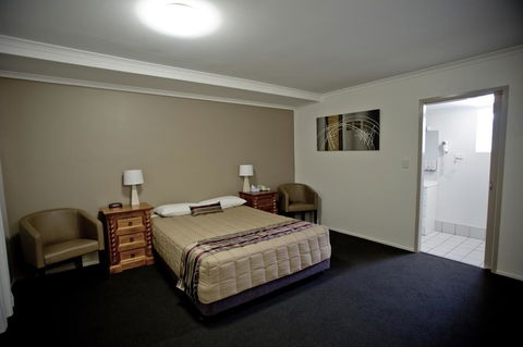 Centrepoint Motor Inn - Tourism Hervey Bay 1