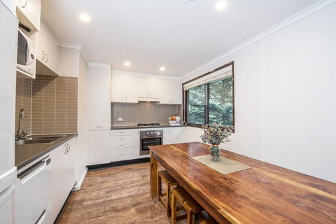 Chamonix - Hervey Bay Accommodation 2