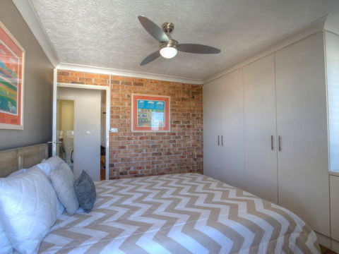 Champagne Court 10 - Tourism Hervey Bay 2