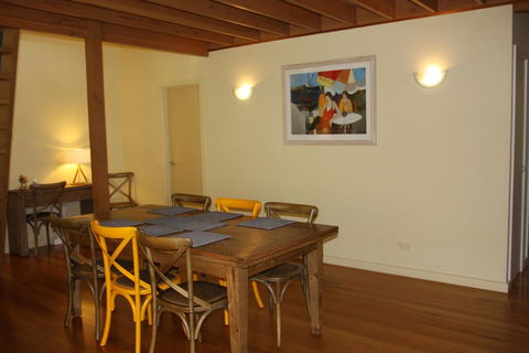 Charbella - Hervey Bay Accommodation 2
