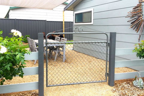 Charlottes Honor - River & Golf Cottage - Hervey Bay Accommodation 1