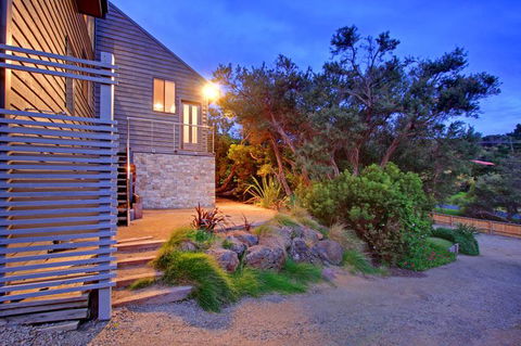 Charltom Hills - Tourism Hervey Bay 1