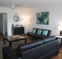 Charming Beach House - Tourism Hervey Bay