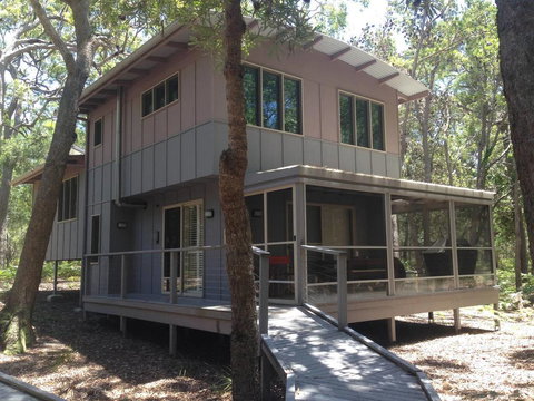 Charming Island Escape Gold Coast - Hervey Bay Accommodation 3