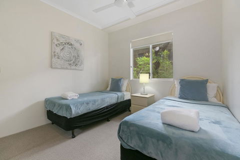 Charming Noosa Heads Apartment, Laguna Bay Views - Unit 6 Taralla 18 Edgar Bennett Avenue - Tourism Hervey Bay 2