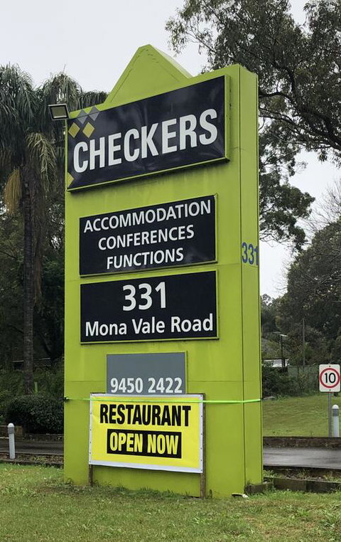 Checkers Resort - Hervey Bay Accommodation 3