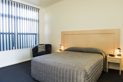 Cherry Blossom Motor Inn - Hervey Bay Accommodation 0