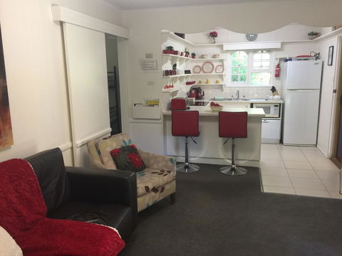 Chestnut Tree Holiday Units - Tourism Hervey Bay 2